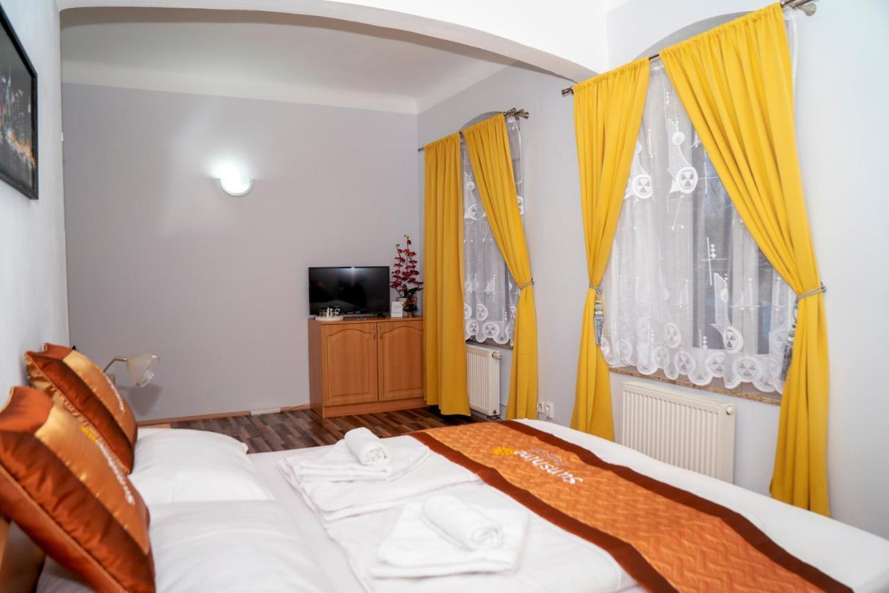 Sunshine Pension Karlovy Vary Exterior photo