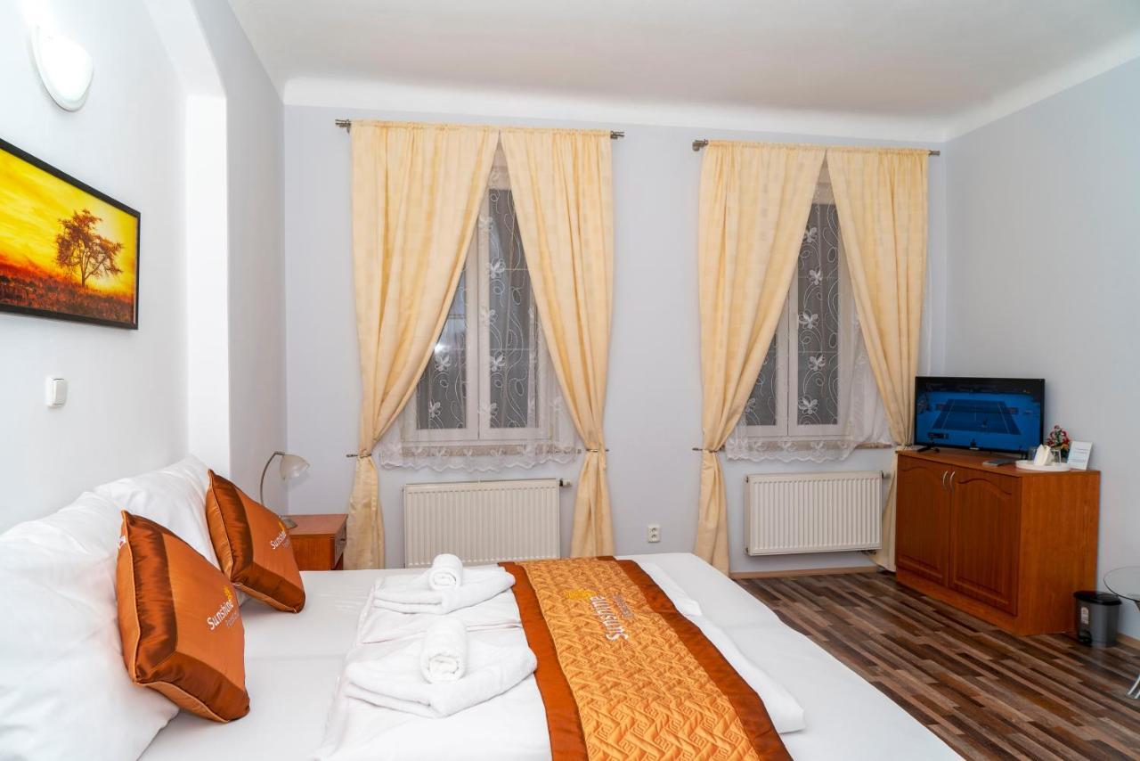 Sunshine Pension Karlovy Vary Exterior photo